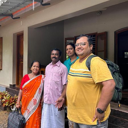 Munroe Vision Panakkattu Homestay Mundrothuruth Eksteriør bilde
